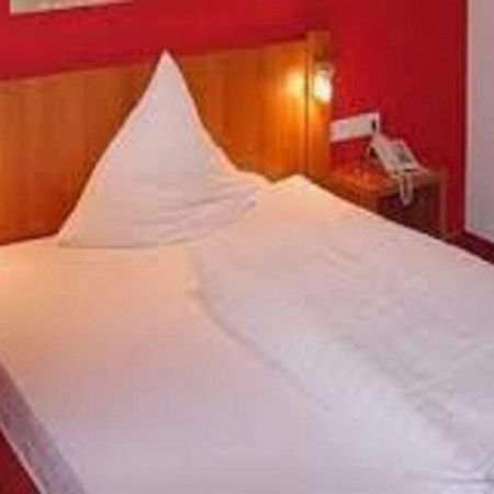 Hotel Zur Krone Wuppertal Eksteriør bilde