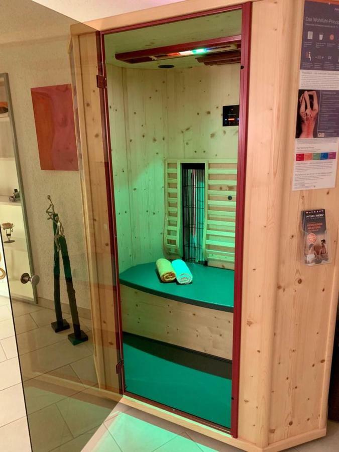 Hotel Zur Krone Wuppertal Eksteriør bilde