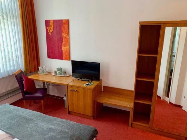 Hotel Zur Krone Wuppertal Eksteriør bilde