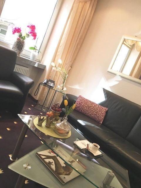 Hotel Zur Krone Wuppertal Eksteriør bilde